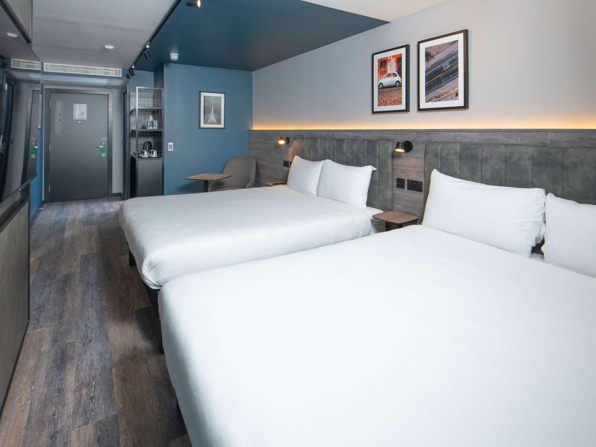 Hotel Ibis Styles London Gatwick Airport Crawley  Exterior foto