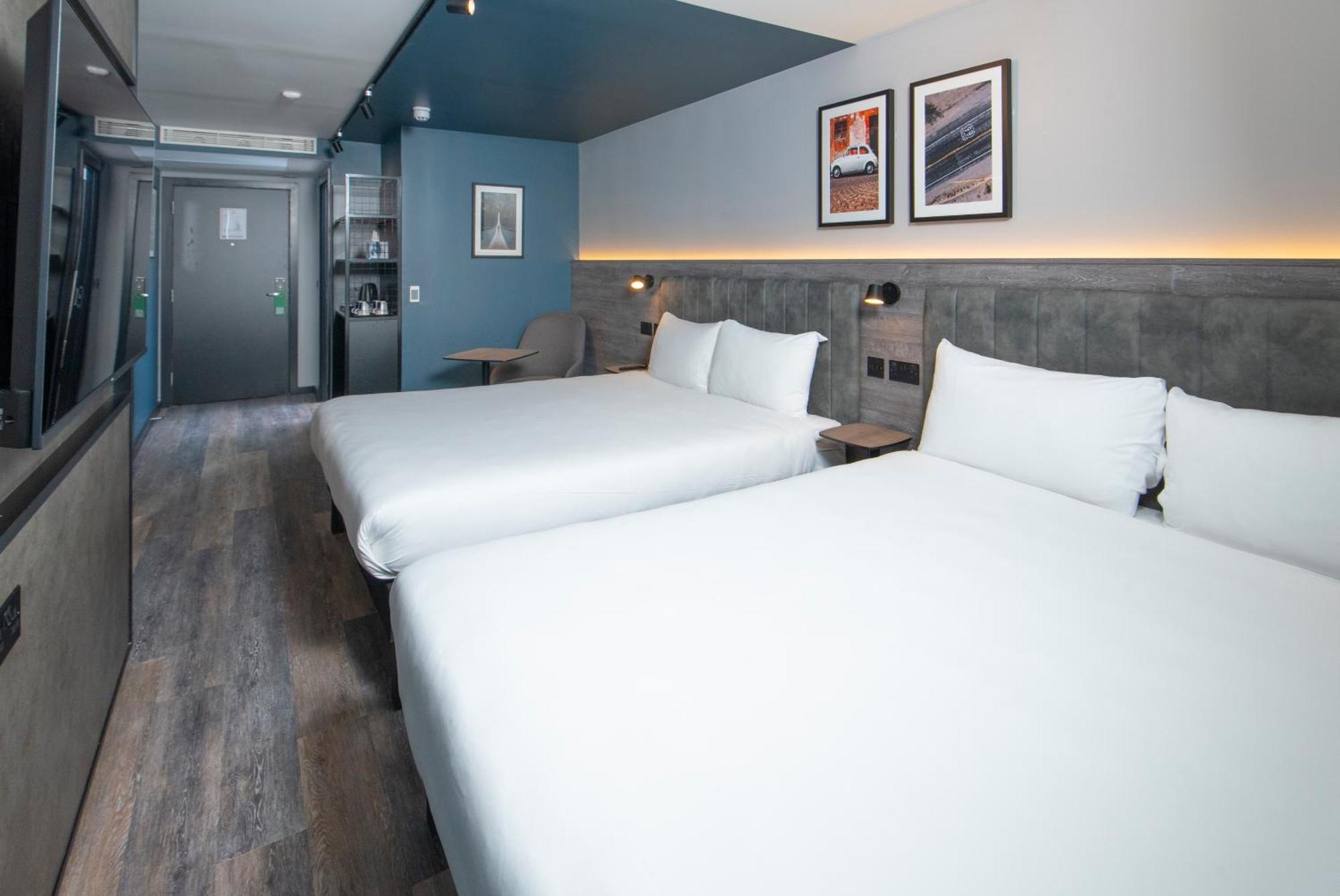 Hotel Ibis Styles London Gatwick Airport Crawley  Exterior foto